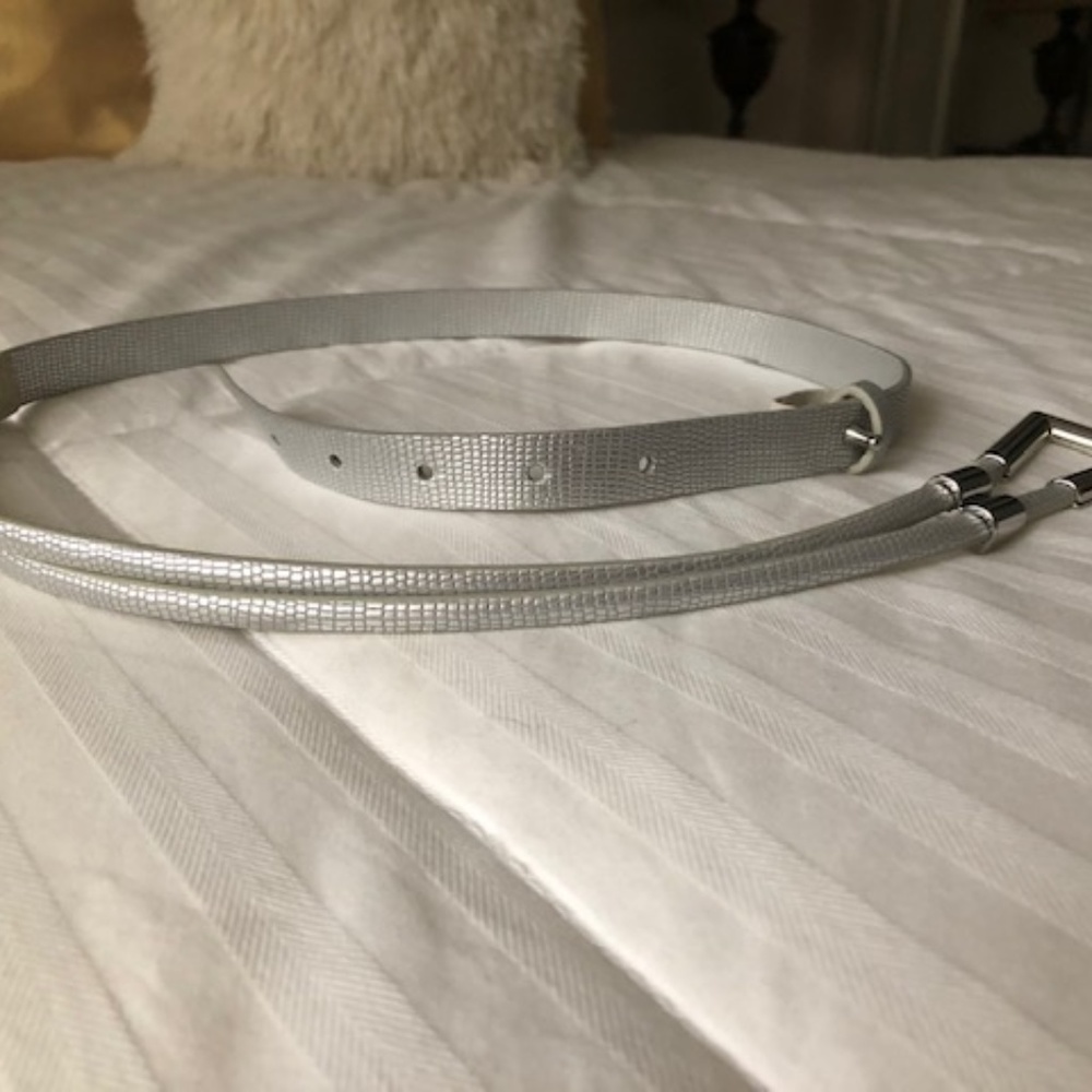 NEW White House Black Market Silver Belt-Small